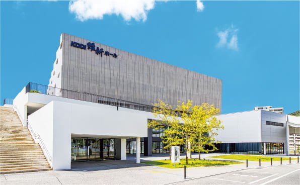 KDDI維新ホール