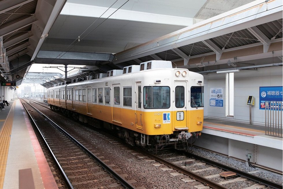 ことでん「伏石」駅北口
