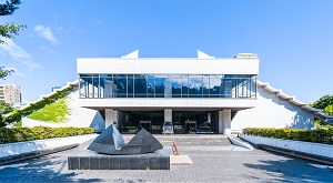 北海道立近代美術館