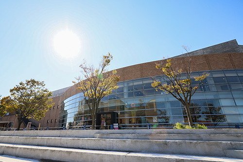 富山市総合体育館