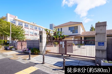 市立住吉小学校
