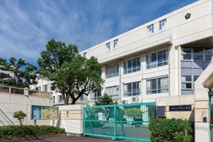 川崎市立戸手小学校