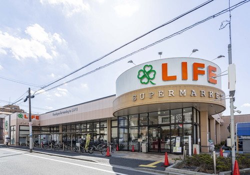 ライフ鵜の木店