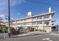 大利小学校