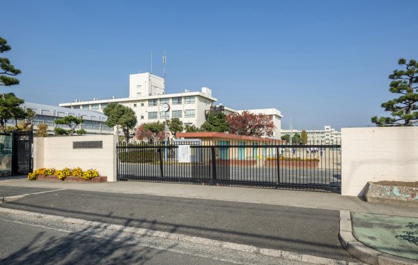 市立第三中学校