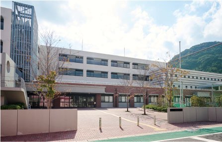 別府西中学校