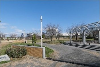 高見新家公園