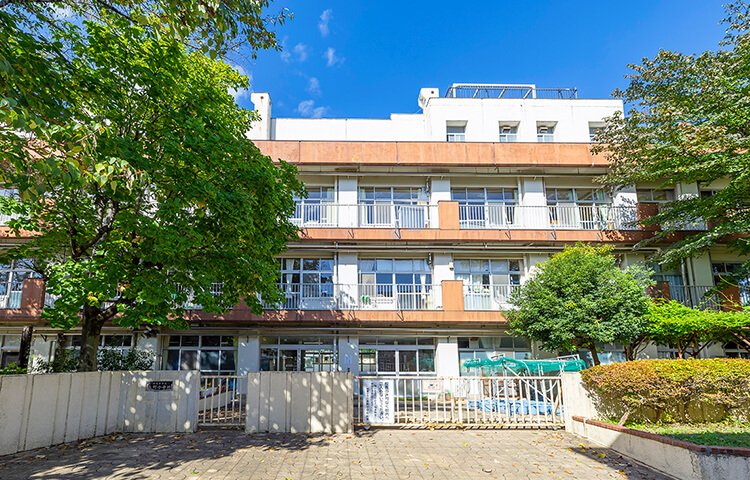 西東京市立本町小学校