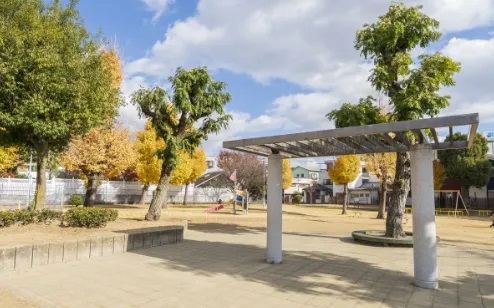 東淡路町公園