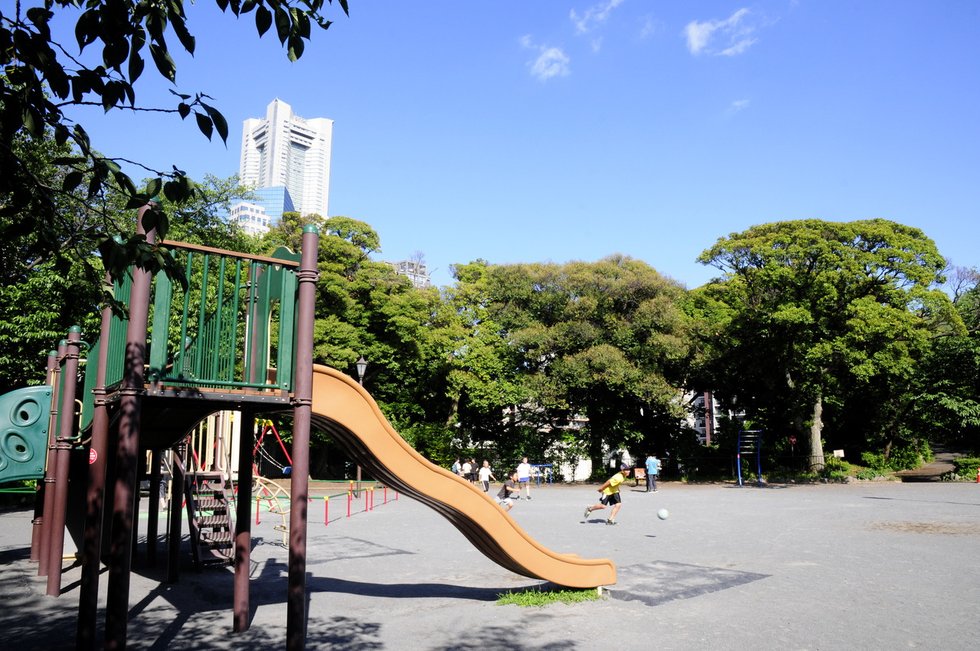 掃部山公園