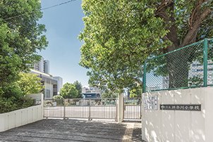 横浜市立神奈川小学校