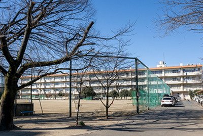 朝霞第四中学校