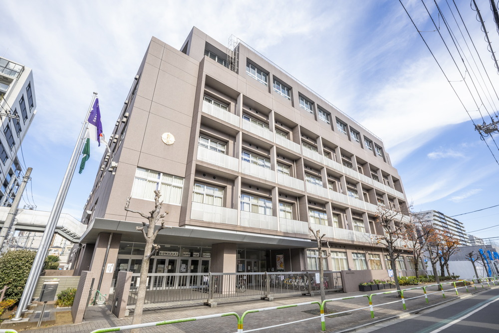 荒川区立諏訪台中学校