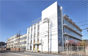 市立 小阪中学校