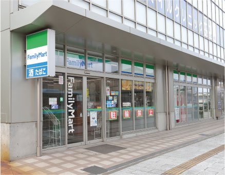 ファミリーマート 新発田駅前店