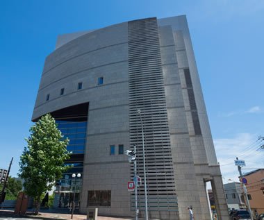 灘区民ホール