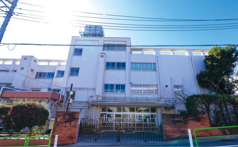 成増小学校