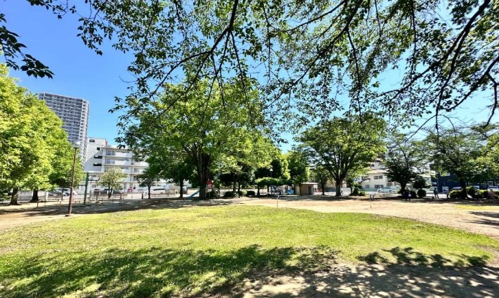駅南公園