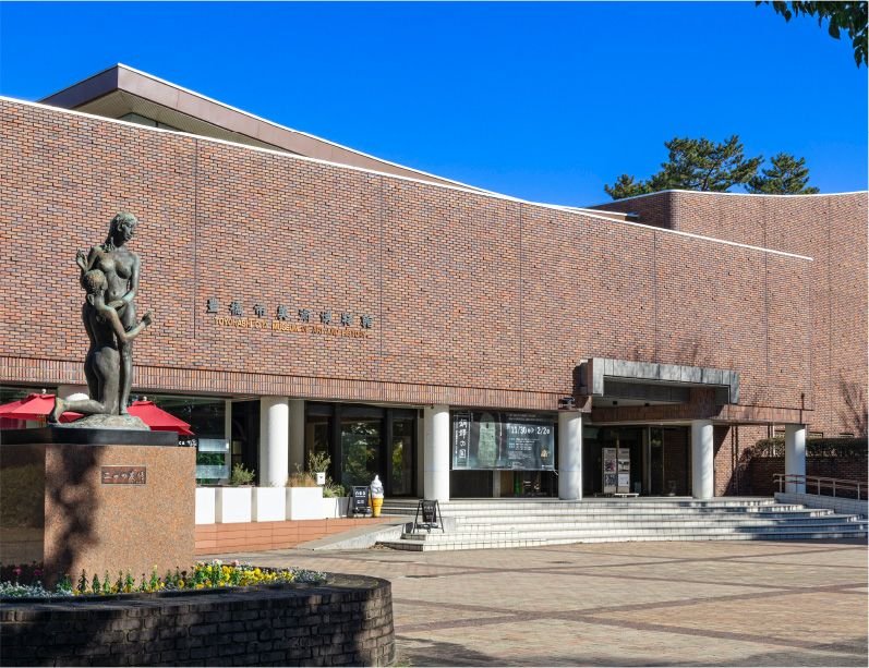 豊橋市美術博物館