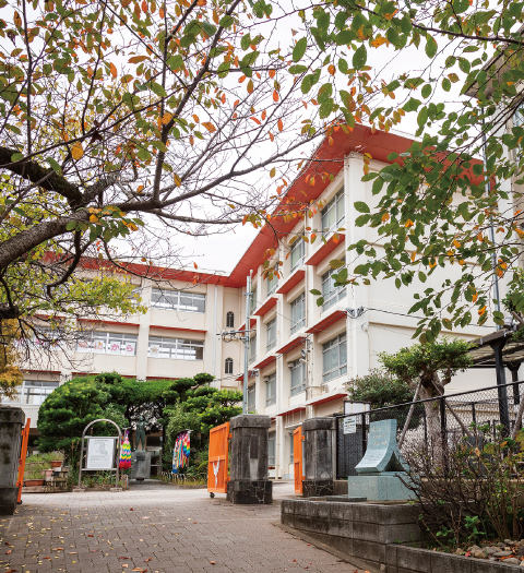 長崎市立城山小学校