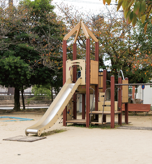 城栄公園