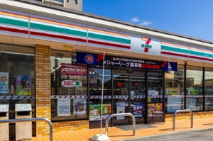 セブンイレブン 名古屋弥富通1丁目店