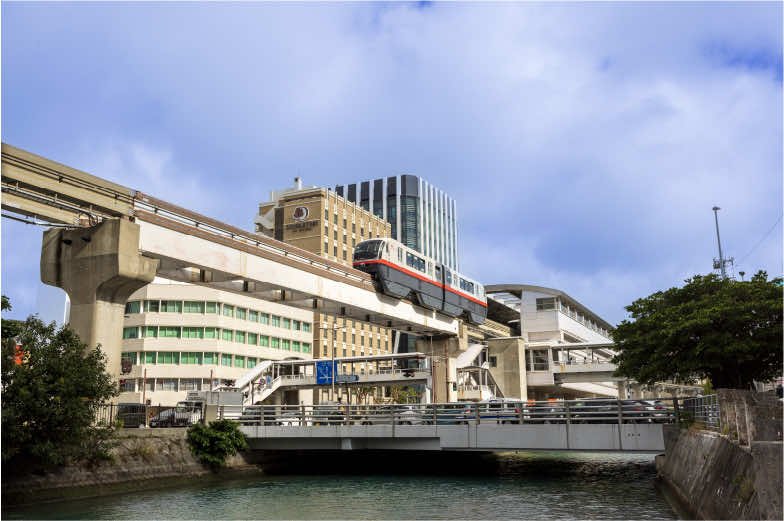 ゆいレール 旭橋駅