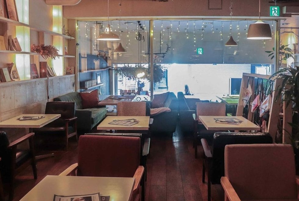 CAFE KATSUO