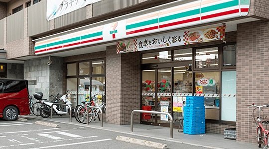 セブン‐イレブン博多竹下駅前店