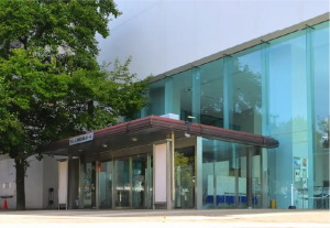 たましん RISURUホール