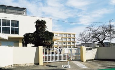 市立鳥羽小学校