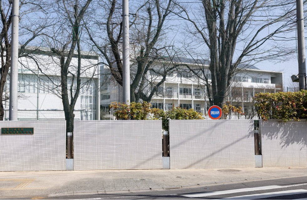 三鷹の森学園三鷹市立第三中学校〈通学校〉