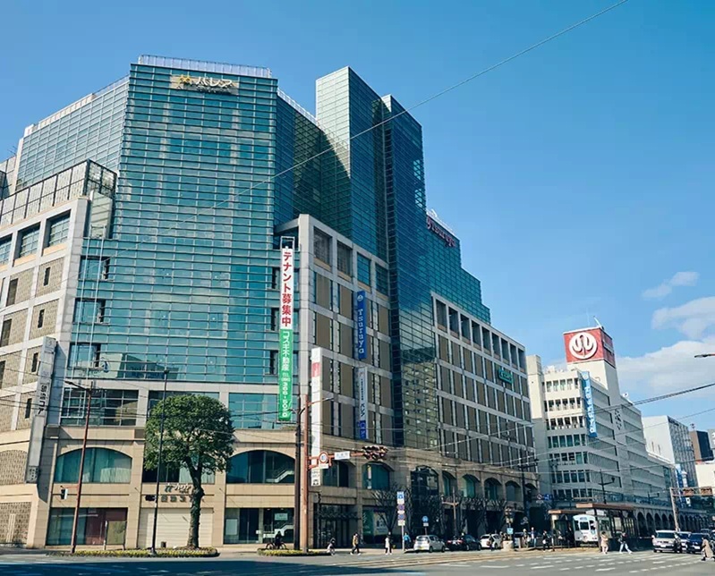 鶴屋百貨店
