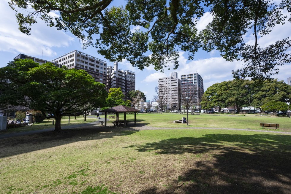 白川公園（徒歩4分・約320m）