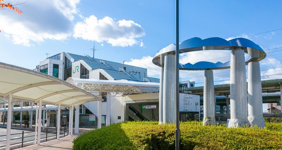 JR宇都宮線「自治医大」駅