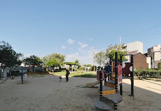 三国駅前公園