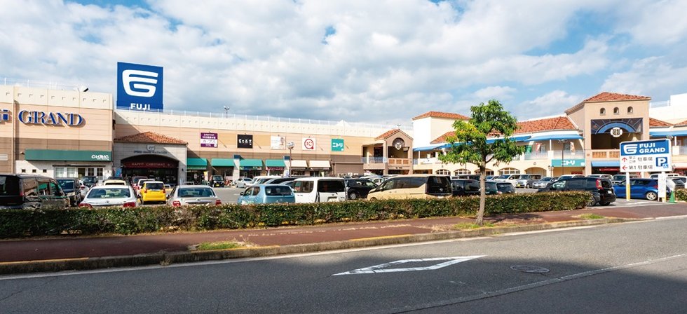 フジグランナタリー ※2階入口まで