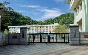 鹿児島玉龍中学校・高等学校