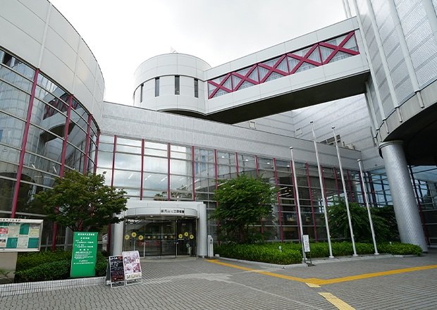 鹿児島市立図書館・科学館