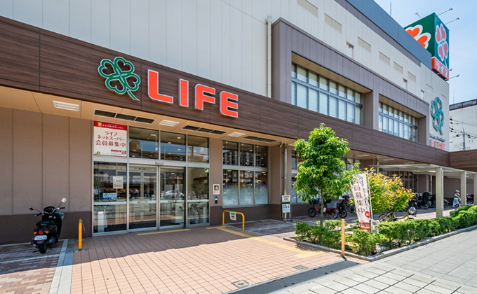 ライフ 西宮北口店