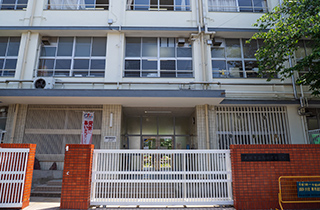 大阪市立南田辺小学校