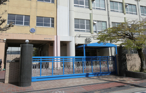 市立汐路小学校