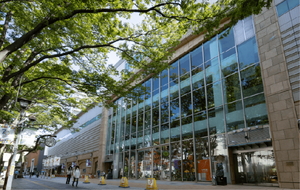 専門店街フォーリス