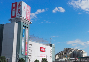 ラウンドワン 府中本町駅前店
