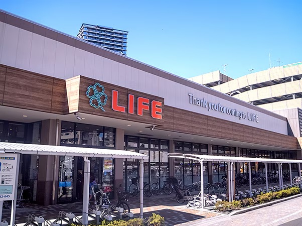 ライフ 蕨駅前店