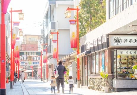 西新井大師表参道