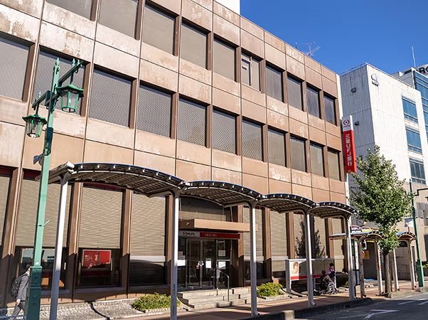 三菱UFJ銀行 蕨支店