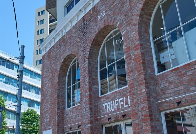 Truffle BAKERY 広尾店