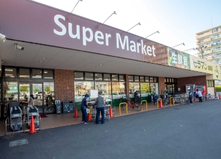 スーパーヒラマツ城東店