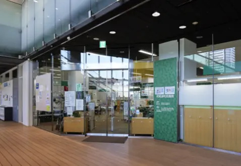 さいたま市立武蔵浦和図書館